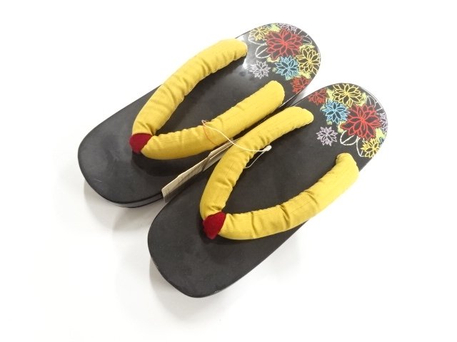 JAPANESE KIMONO / UNUSED GETA (23.5 CM)